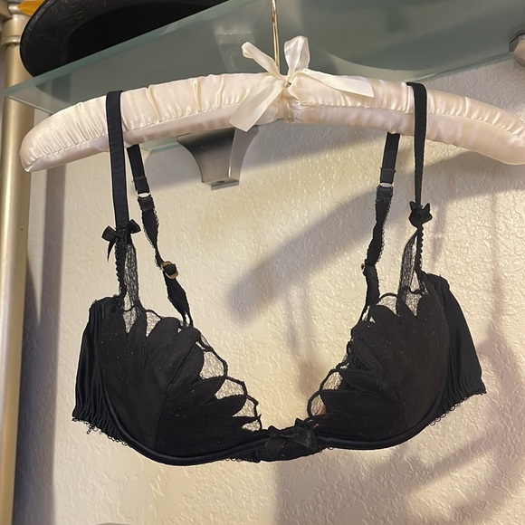 AP black bra  34C - Picture 2 of 4